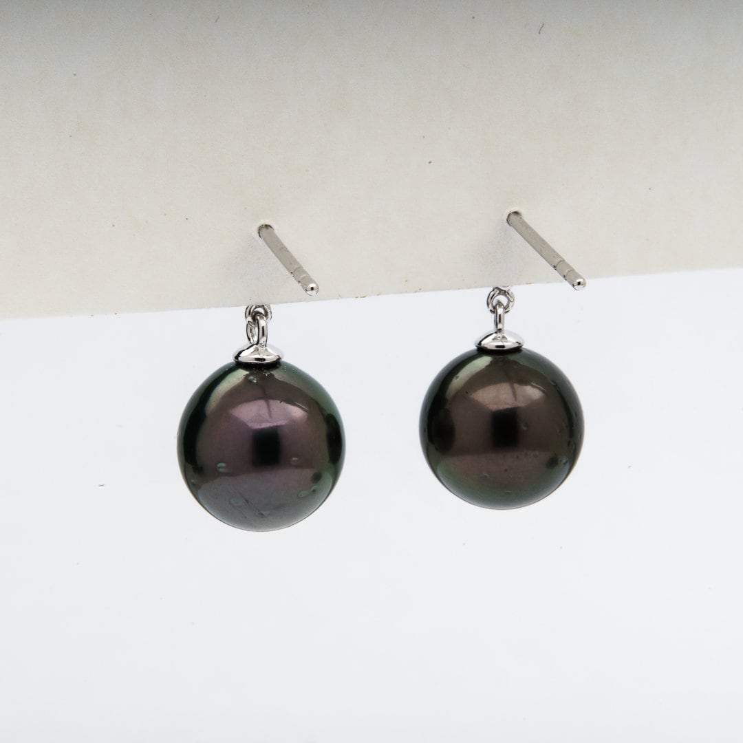 Tahitian pearl earrings 9mm, 925 sterling silver with rhodium finish and cubic zirconia