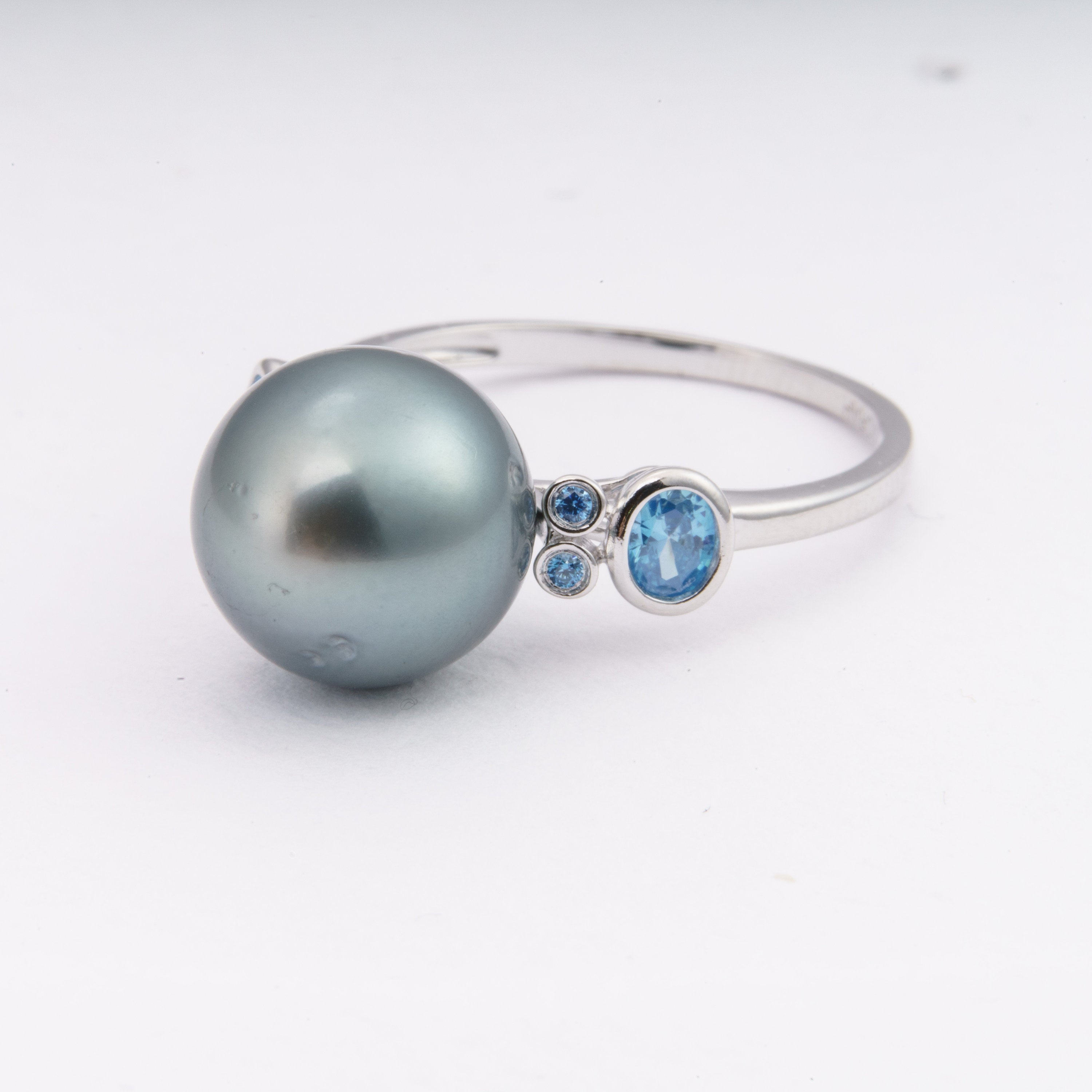 11mm tahitian pearl ring, size 7.5 us, 925 sterling silver with cubic zirconia