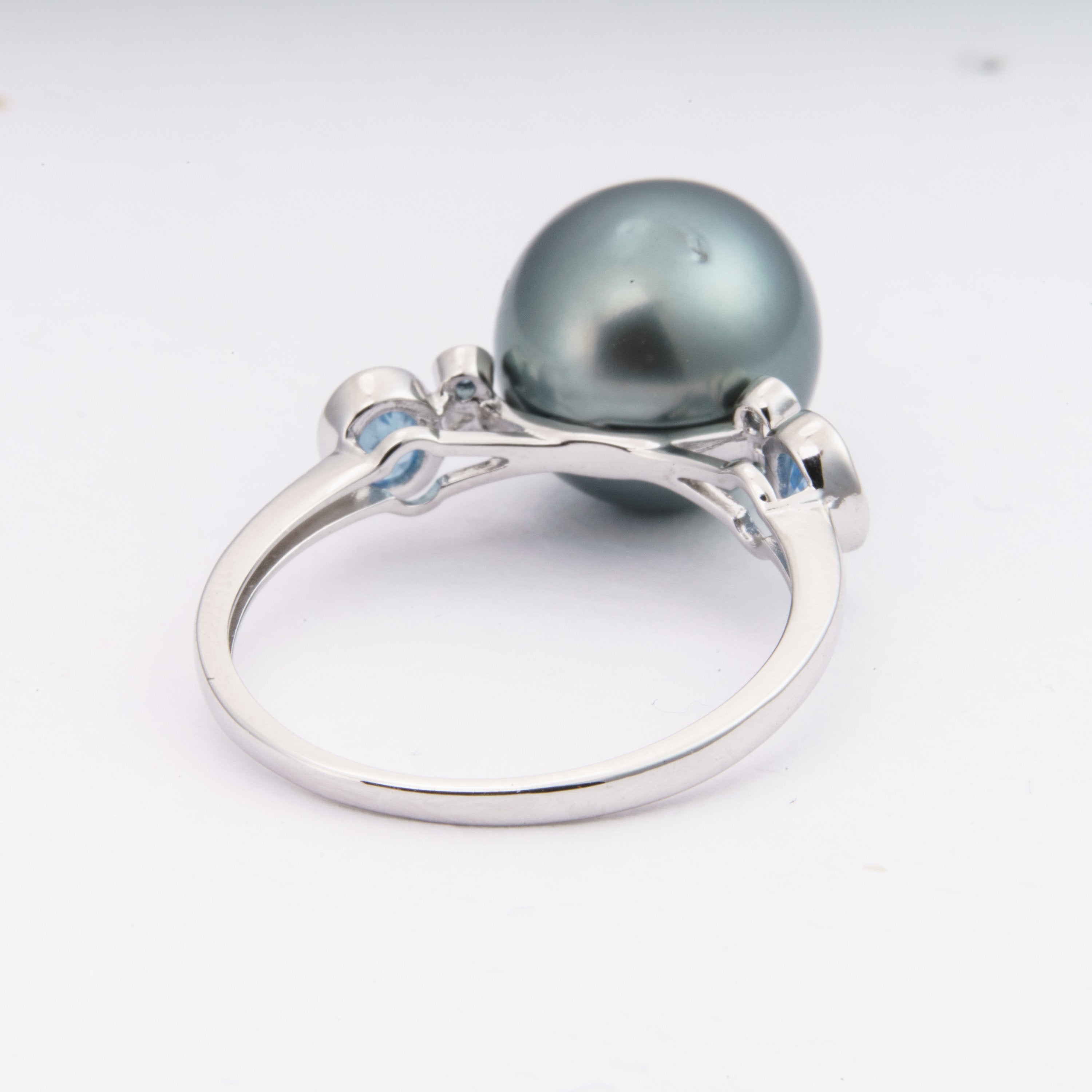 11mm tahitian pearl ring, size 7.5 us, 925 sterling silver with cubic zirconia