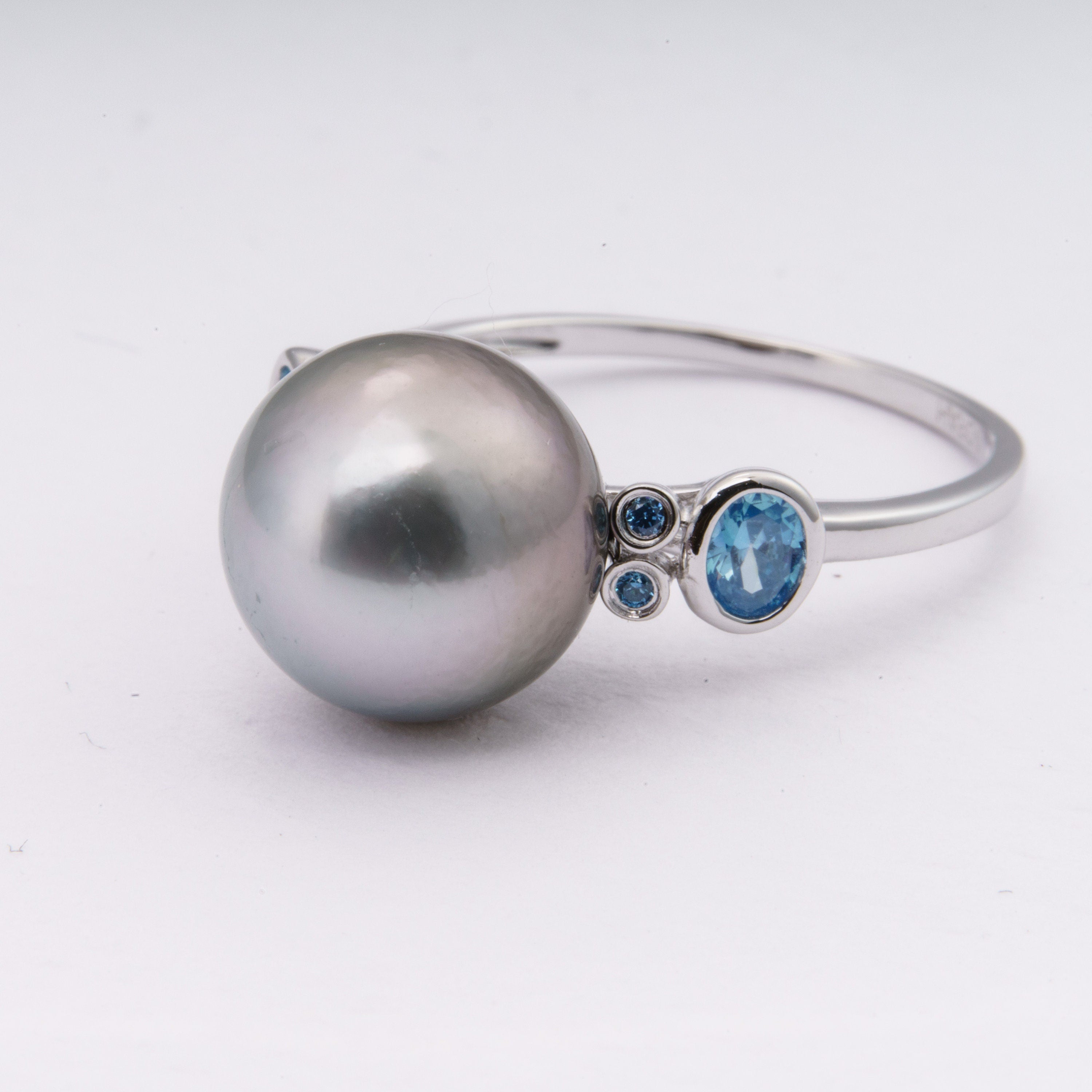 11mm tahitian pearl ring, size 7.5 us, 925 sterling silver with cubic zirconia