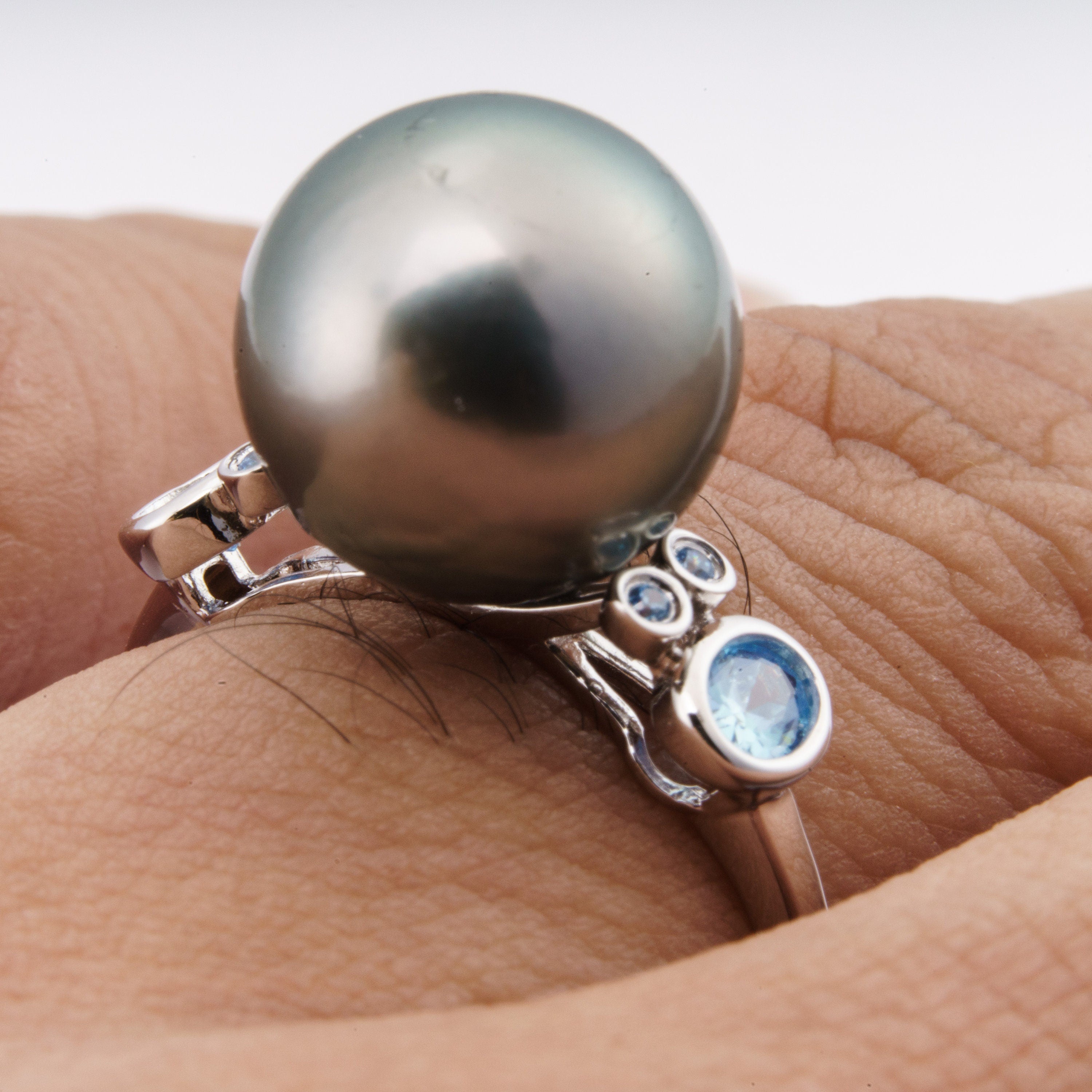 12mm tahitian pearl ring, size 7.5 us, 925 sterling silver with cubic zirconia