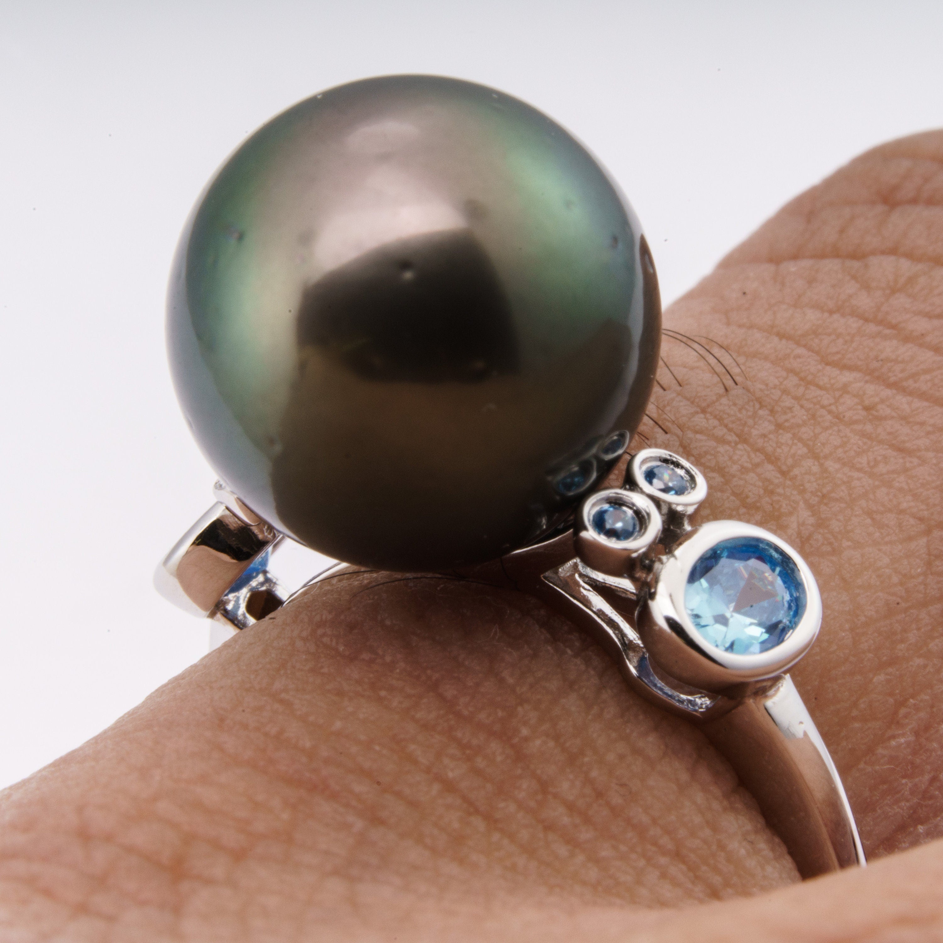 12mm tahitian pearl ring, size 5.5 us, 925 sterling silver with cubic zirconia