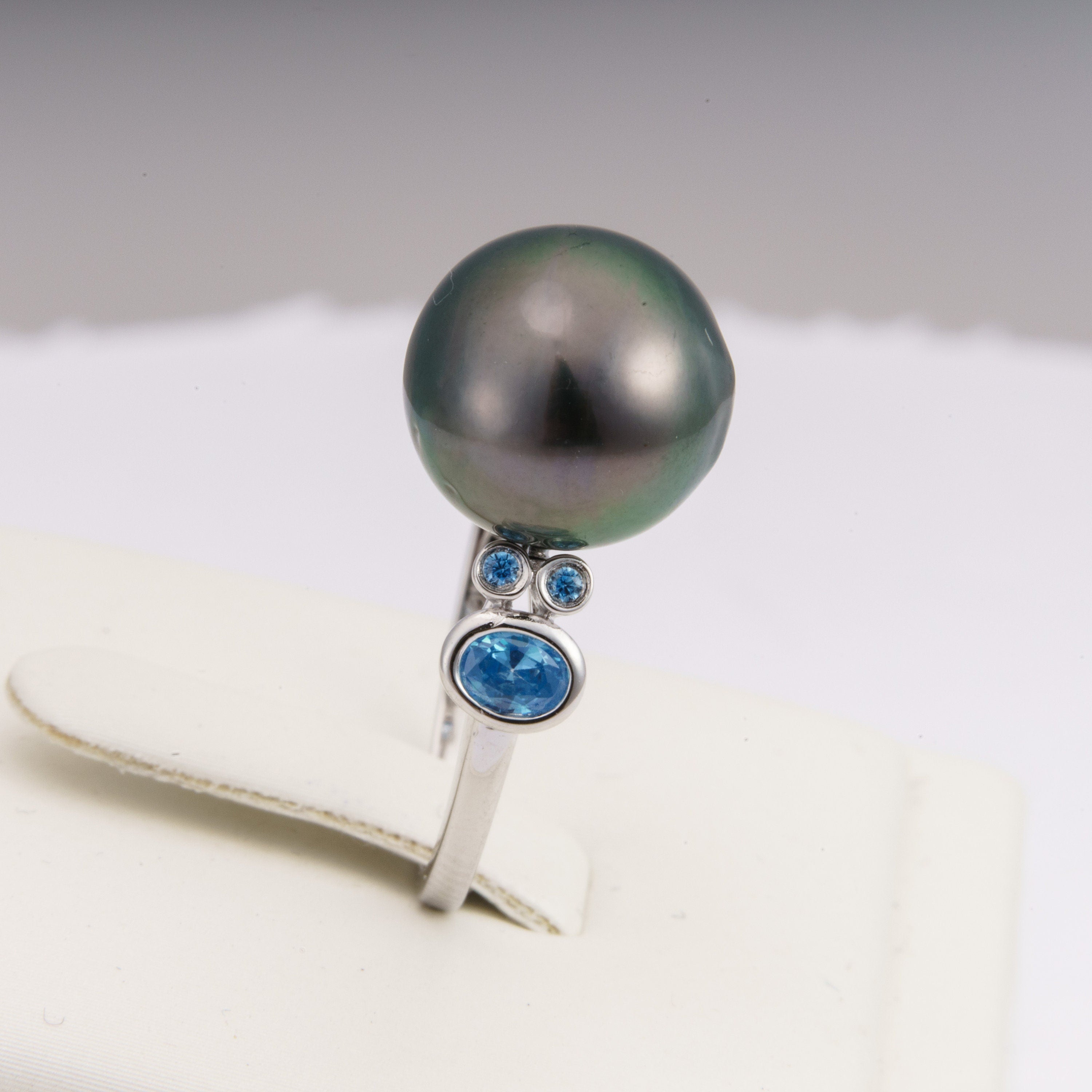 11mm tahitian pearl ring, size 7.5 us, 925 sterling silver with cubic zirconia