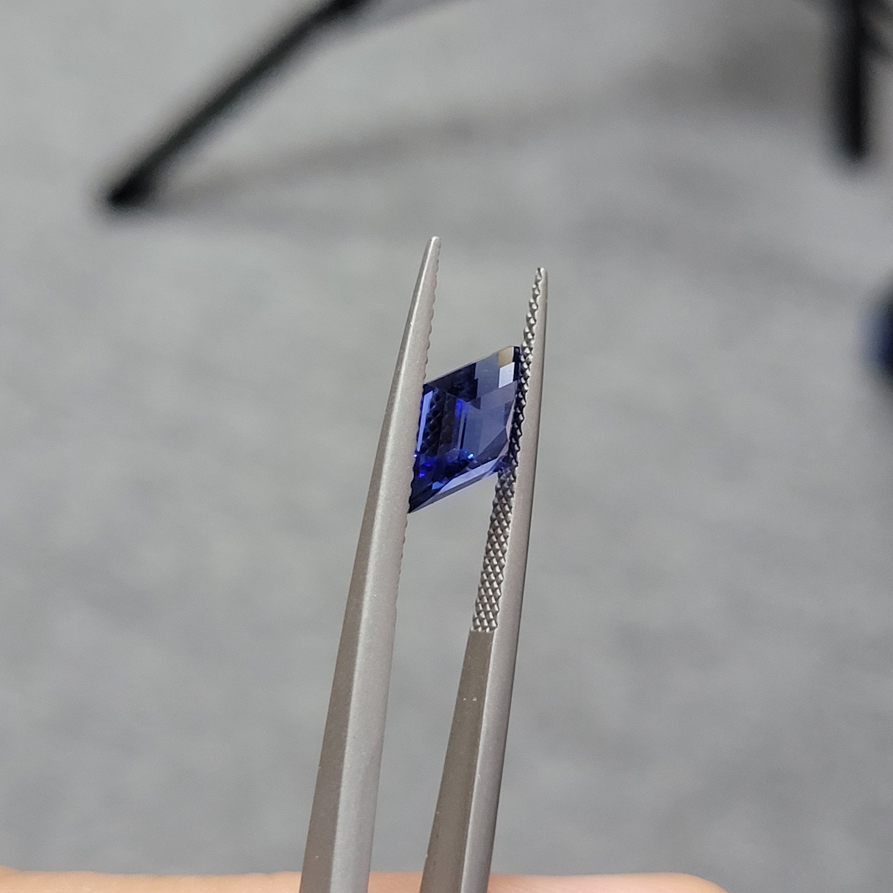 7*12mm loose sapphire 2.4ct lab grown rhombus cut ceylon sapphire, blue gemstone, royal blue lozenge shape