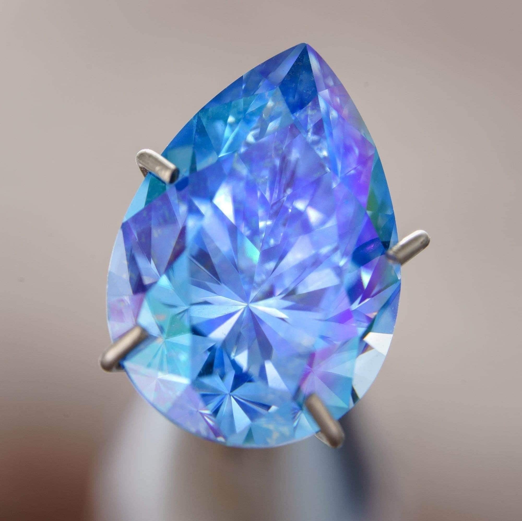 Moissanite klein blue | VVS1 GRA Certified | Pear Cut Loose Gemstone