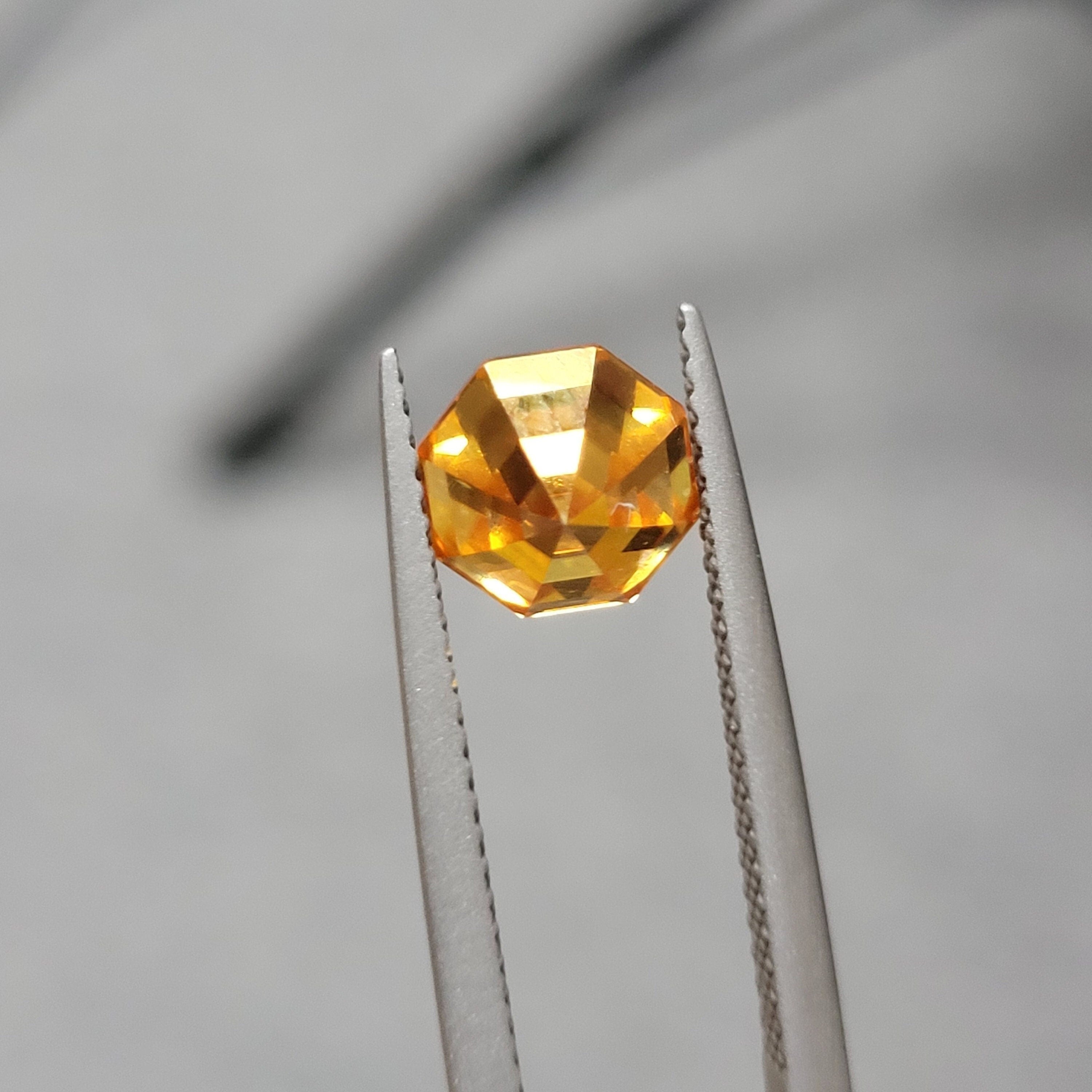 7mm 2ct loose moissanite certified vvs1 sweet orange octagon cut gra laboratory gemstone