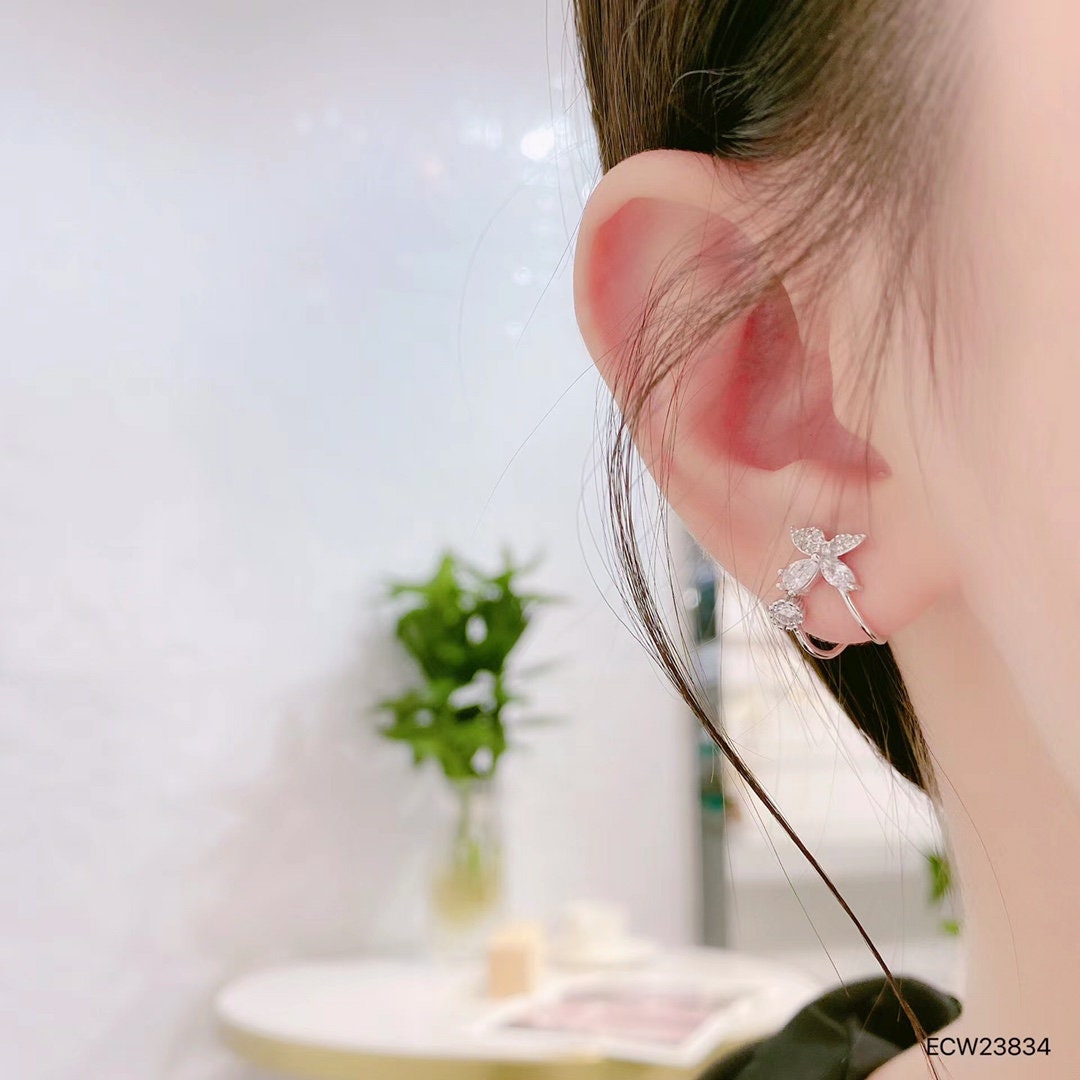 925 sterling silver, small earring studs, jewelry, Rhodium plating, cubic zirconia stone, Korean design.