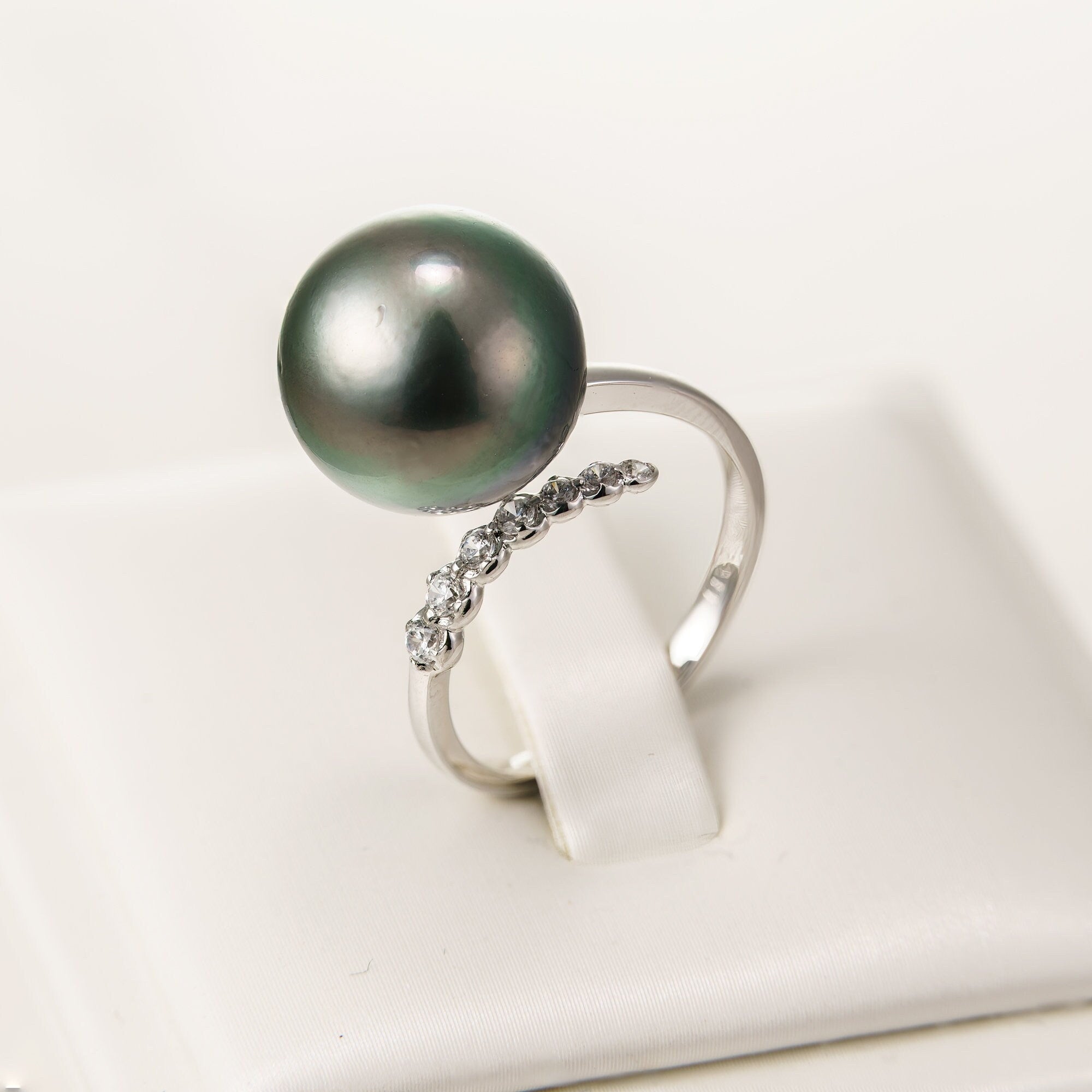 12mm tahitian pearl ring, size 5.5 us, 925 sterling silver with cubic zirconia