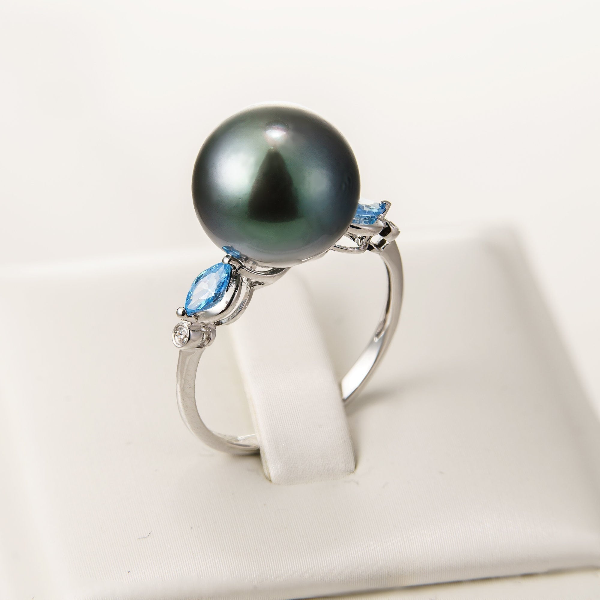 12mm tahitian pearl ring, size 7.5 us, 925 sterling silver with cubic zirconia
